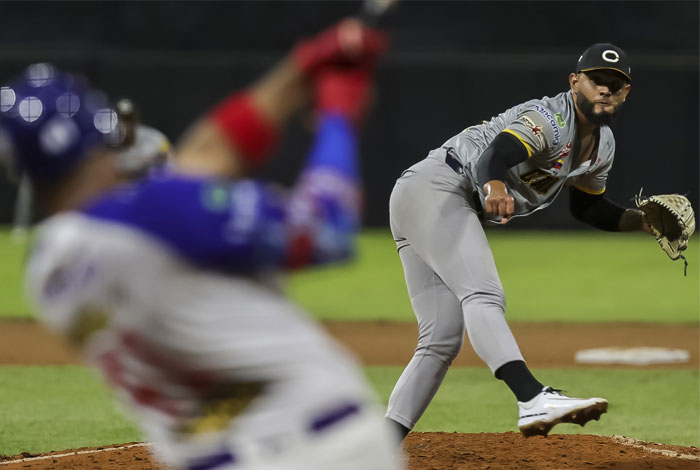 Arcia se destaca y redirecciona a los Leones a la senda del triunfo
