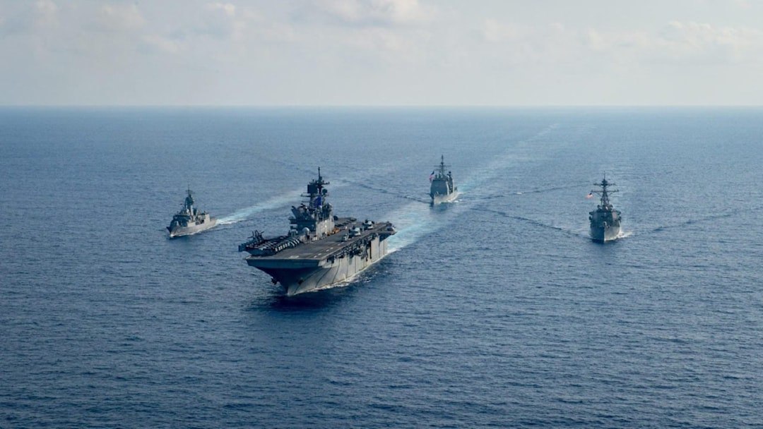 EEUU intensifica amenaza en el Caribe con maniobras cerca de Venezuela