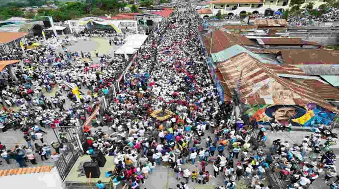 Miles de peregrinos se unen en caminata desde Valera hasta Isnotú