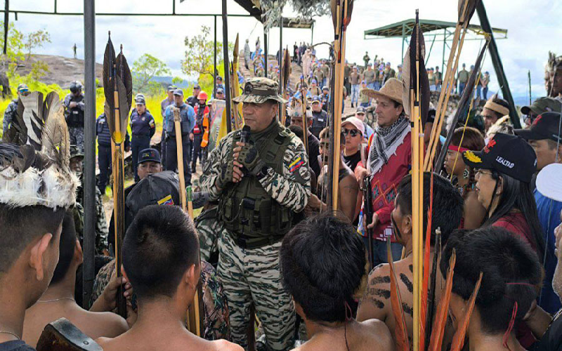 Fusión cívico-militar se consolida en Amazonas para proteger soberanía