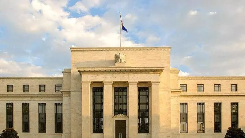 Reserva Federal de EEUU reduce tasas ante desaceleración laboral