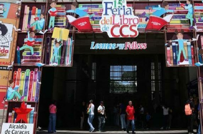 Autoridades locales recorren la XVI Feria del Libro de Caracas 2025