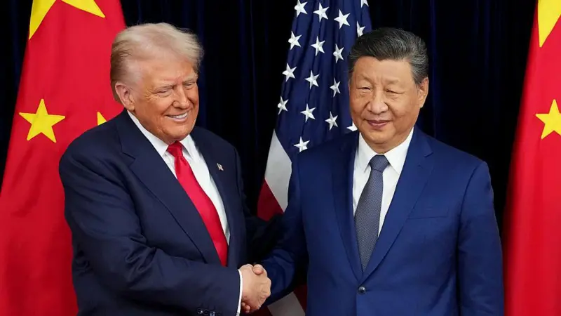 Trump reduce en 10% los aranceles impuestos a importaciones chinas