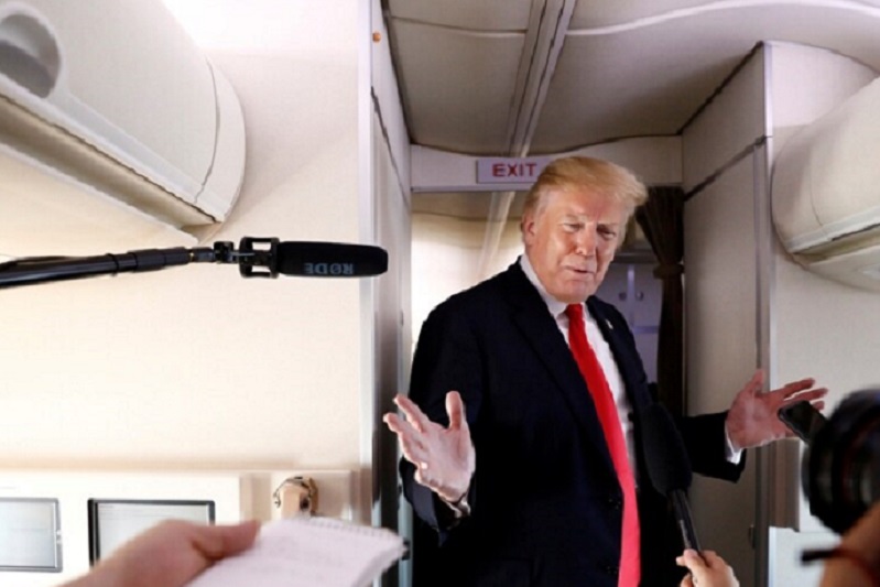 Trump niega noticia sobre supuesto ataque a Venezuela