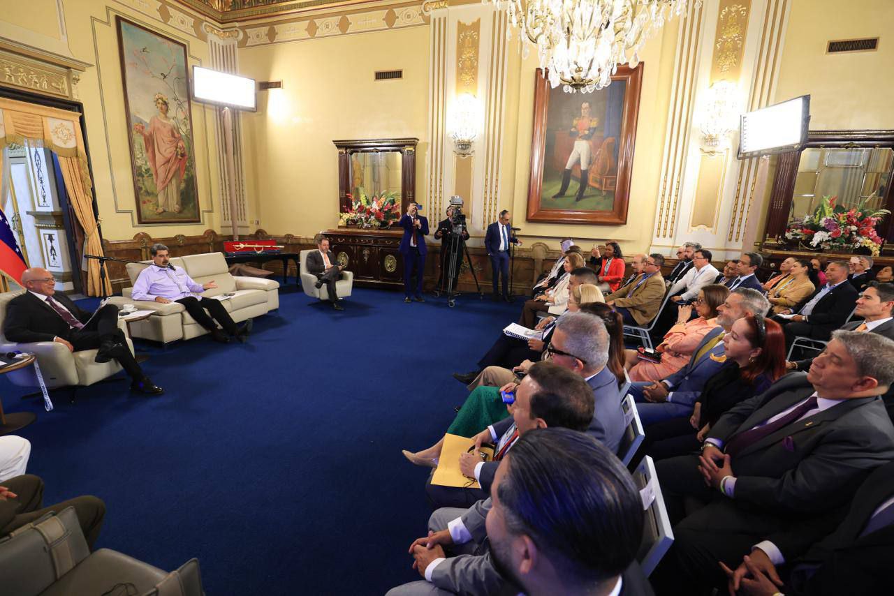 Piden activar diplomacia parlamentaria contra agresiones de EE UU