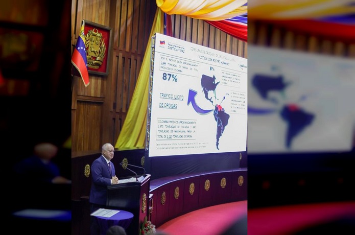 Diosdado Cabello anuncia incautación de más de una tonelada de drogas