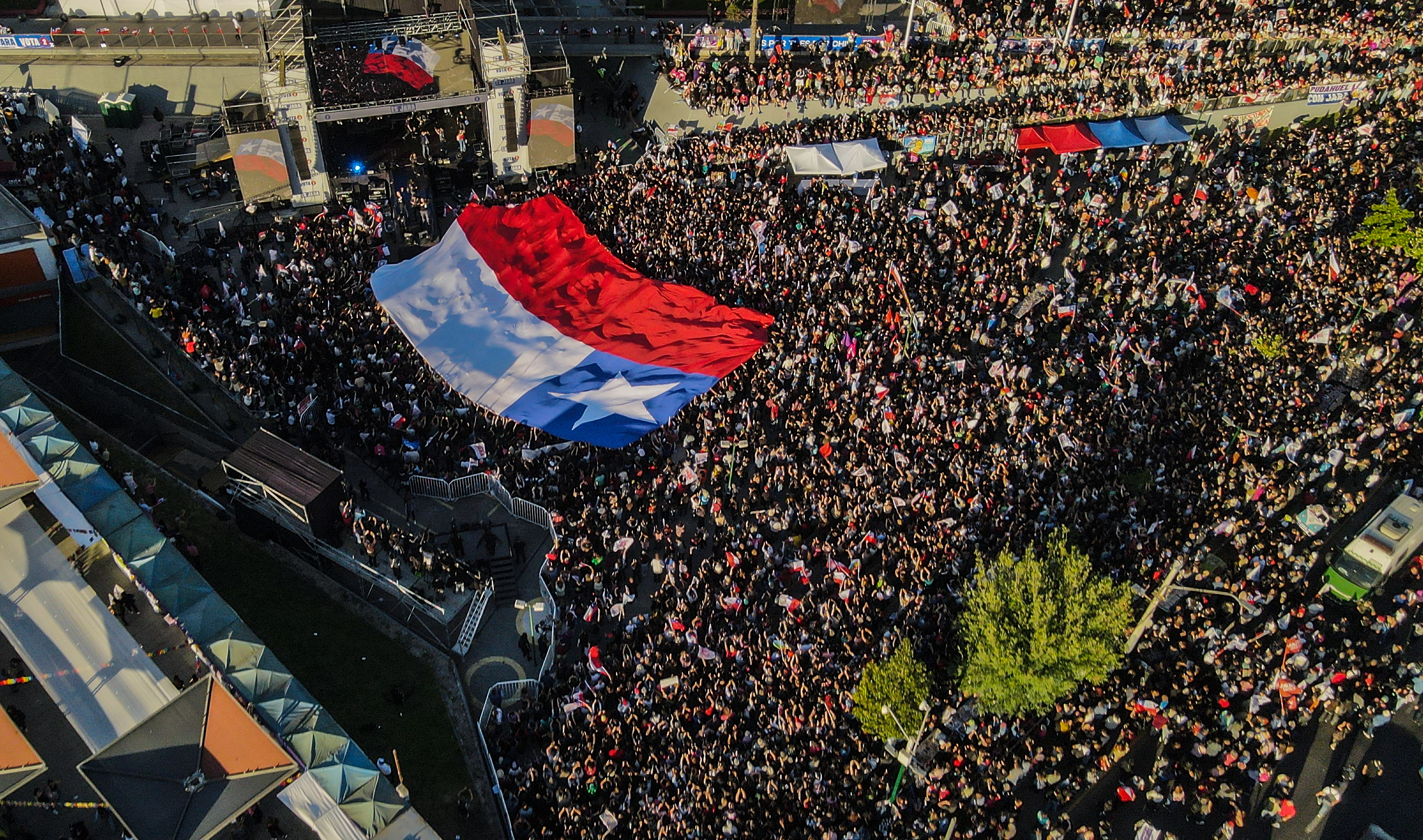 Elecciones Chile 2025: Jeannette Jara contra el mundo