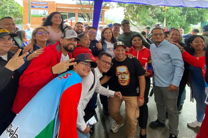 Carmen Meléndez juramenta Estado Mayor para corredor Caracas-La Guaira