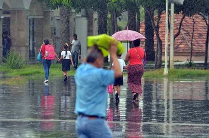 Continúan las lluvias en varios estados del país