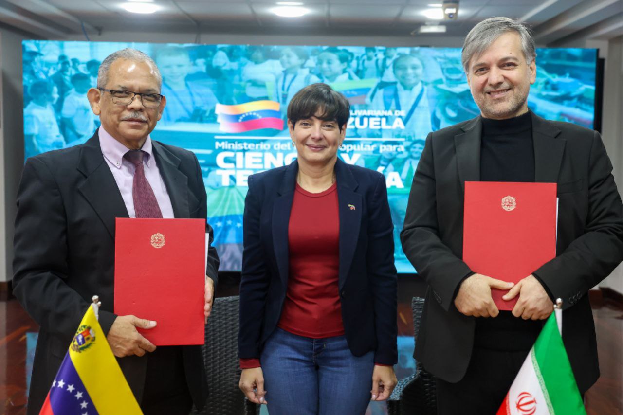 Venezuela e Irán impulsan alianza par producir equipos médicos