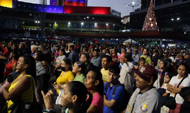 Plaza Diego Ibarra vibró al ritmo del Caracas Retumba 2025