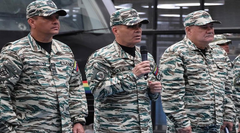 G/J Padrino López impulsa defensa obrera ante amenazas externas