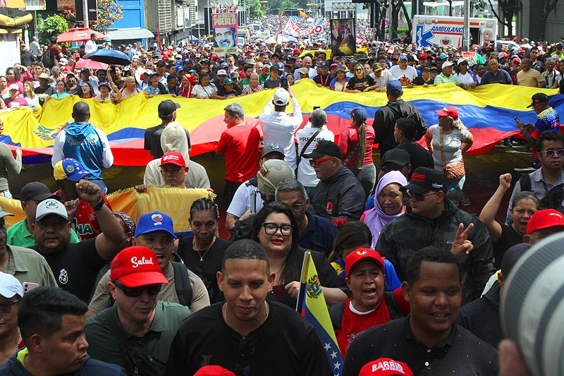 Meléndez ratifica movilización permanente hasta retorno de Maduro