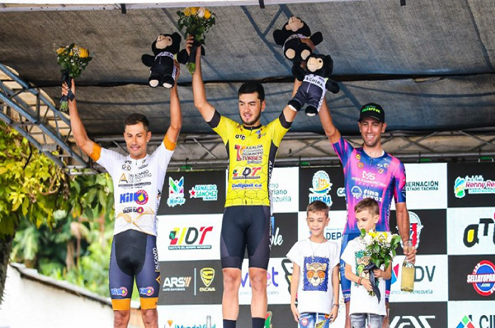 Jad Colmenares vence en la tercera etapa de la Vuelta al Táchira