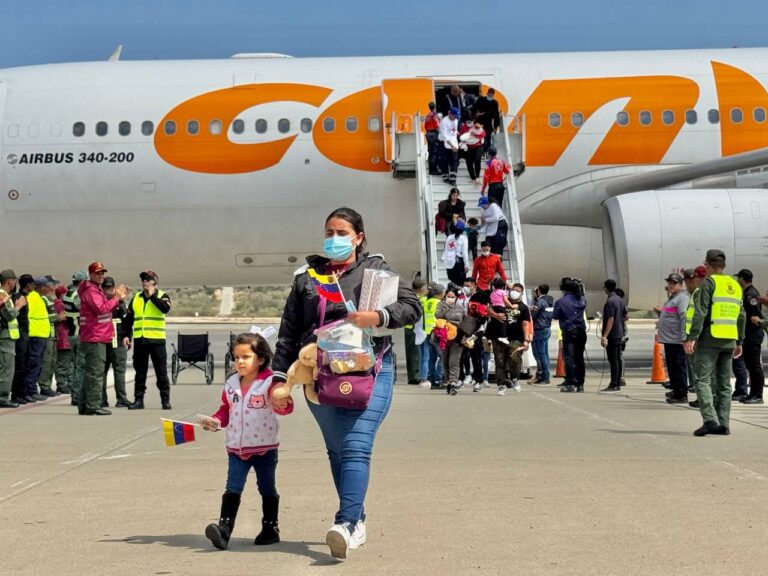 Arriban 183 venezolanos con el Plan Vuelta a la Patria