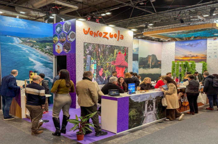 Venezuela promueve el multidestino sostenible en la FITUR 2026