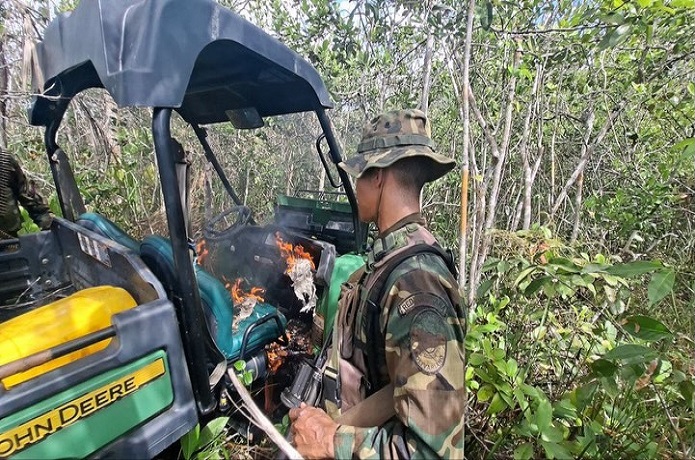 La FANB destruye tres campamentos ilegales en el estado Amazonas