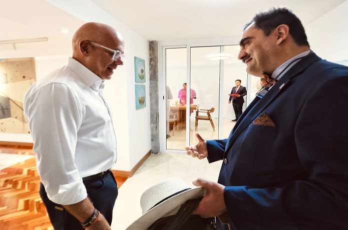 Diplomacia de paz fortalece vínculos con delegados de la Unión Europea