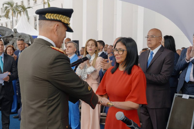 Padrino: Delcy Rodríguez se ha ganado una indiscutible legitimidad