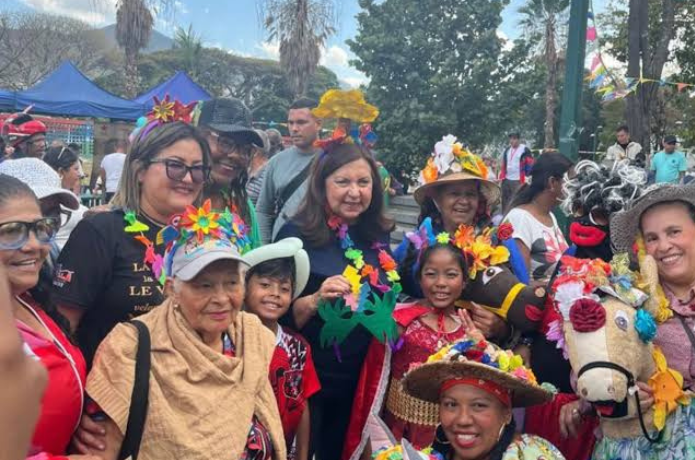 Cerca de ocho mil actividades disfrutaron caraqueños en carnavales
