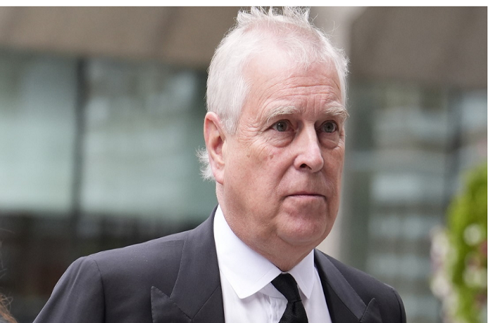 Detienen a Andrés, hermano del rey Carlos III monarca del Reino Unido