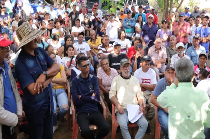 Voceros campesinos por rubros potencian producción agrícola