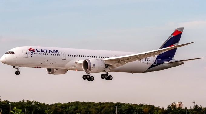 Latam Airlines reactiva los vuelos desde Bogotá con destino Caracas