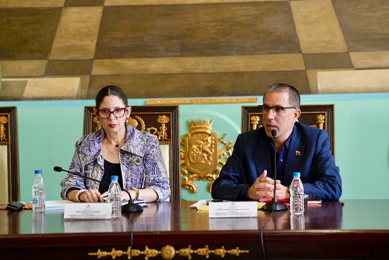 Arreaza: más de 3 mil personas beneficiadas con la Ley de Amnistía