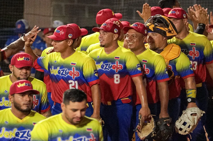 Venezuela suma dos triunfos en súper ronda del Panamericano de Softbol