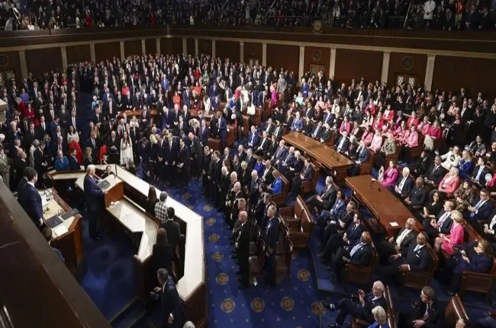 Congresistas estadounidenses se manifiestan contra ataque a Irán