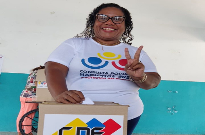 Vecinos de la parroquia Catedral participaron en el simulacro