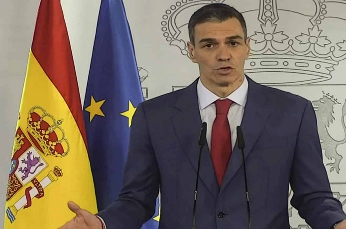 Sánchez mantiene su postura pese a amenazas de Trump: "No a la guerra”