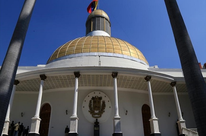 Asamblea Nacional debatirá este lunes la Ley de Minas