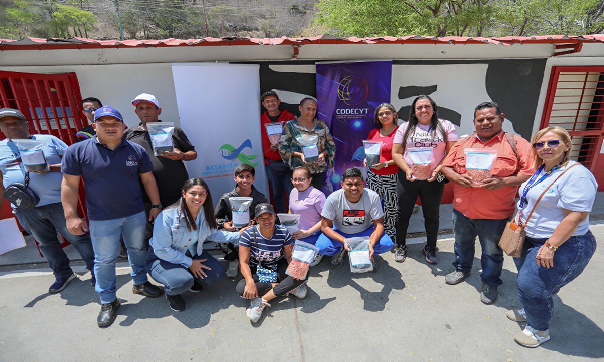 Codecyt impulsa entrega de semillas para fortalecer producción comunal