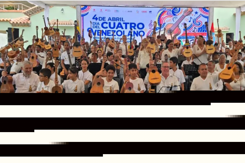 Celebran Día Nacional del Cuatro con festival Cambur Pintón en Caracas