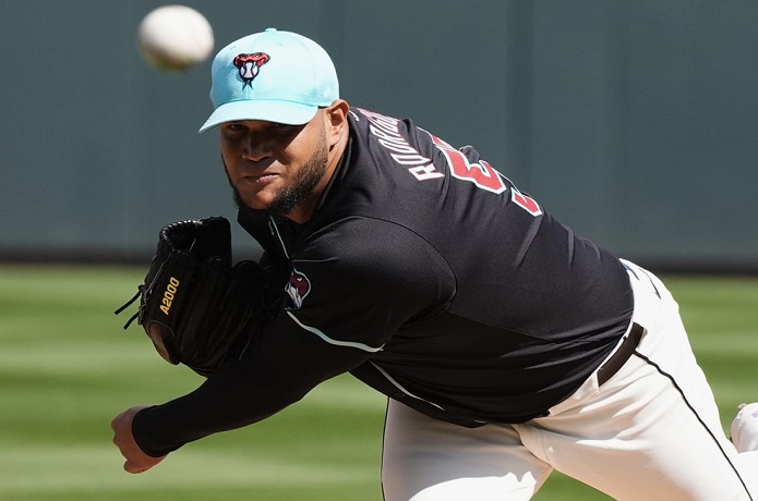 Eduardo Rodríguez rumbo a los 100 triunfos a su paso por las Mayores