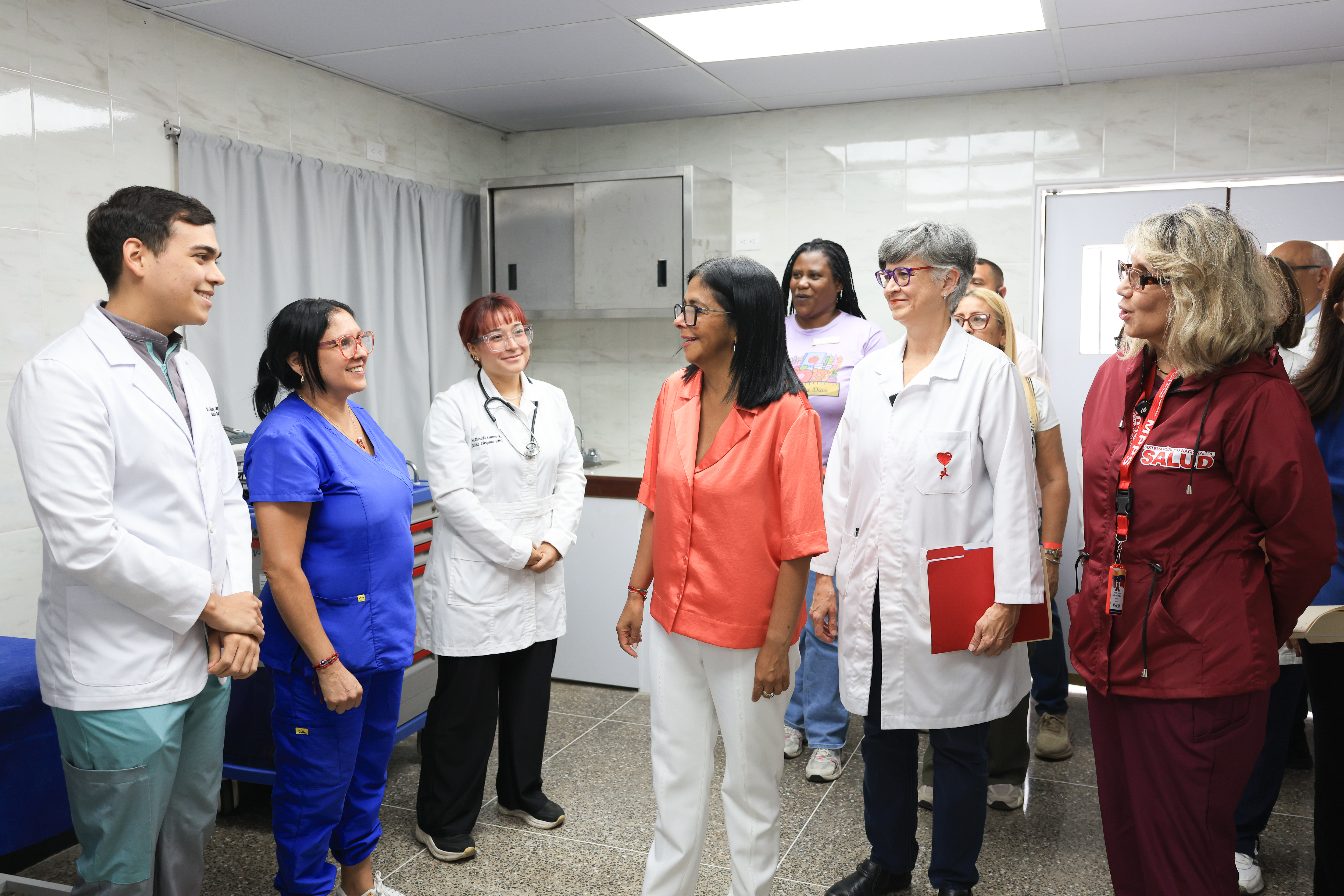 Plan Salud y Vida: 600 hemodinamias y 7.600 operaciones de catarata