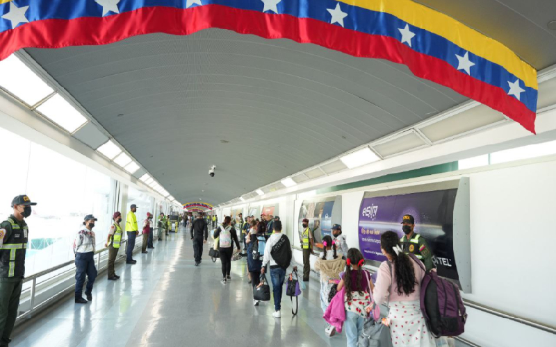 Maiquetía recibe nuevo vuelo con 190 connacionales desde EEUU