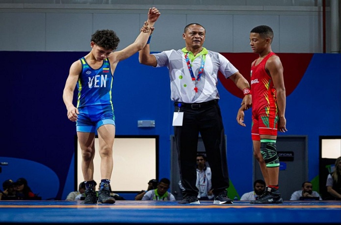 Oro, plata y bronce para Venezuela en lucha libre de los Suramericanos