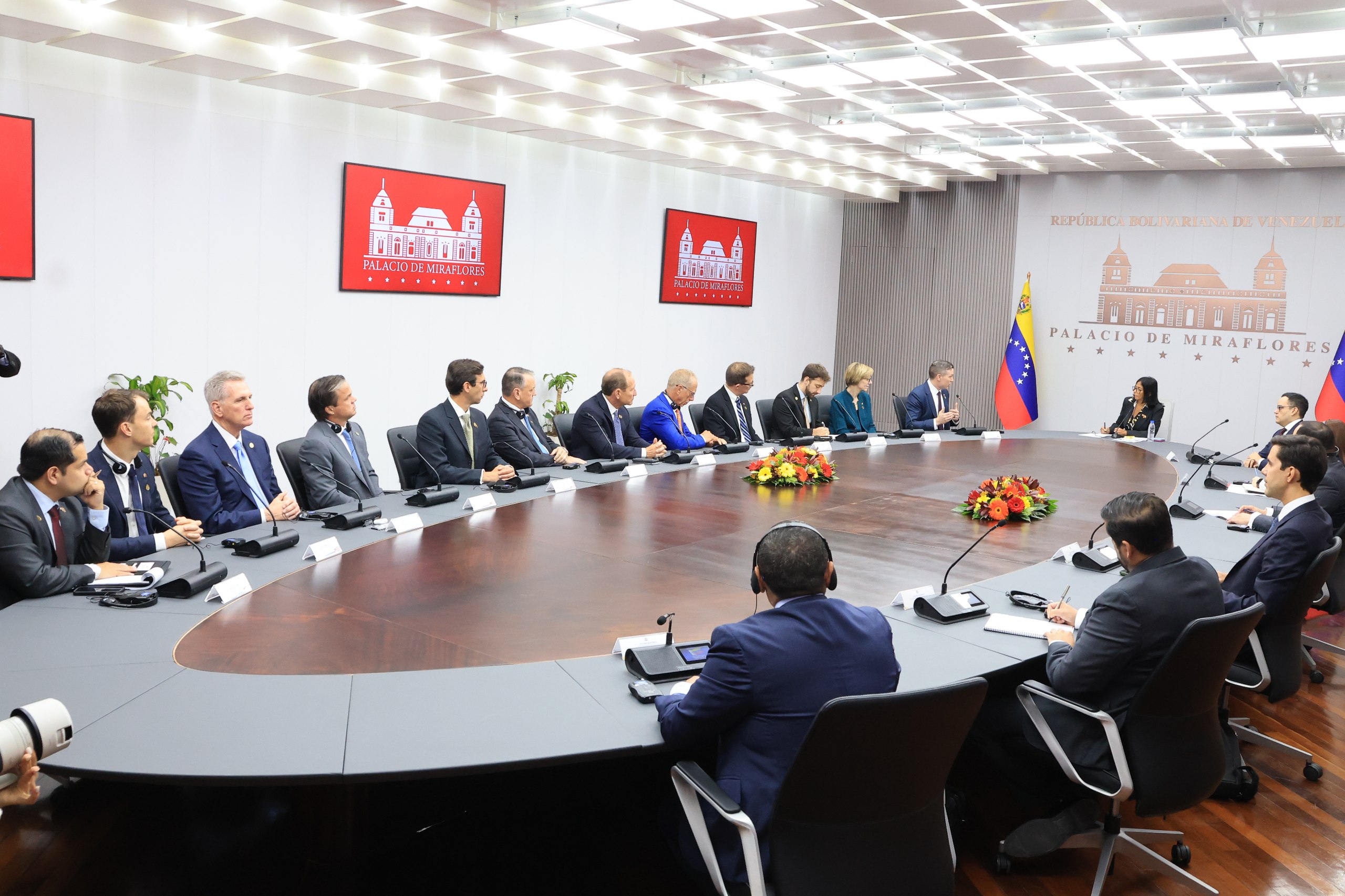 Mesa de Diálogo Nacional resalta impacto del bloqueo económico