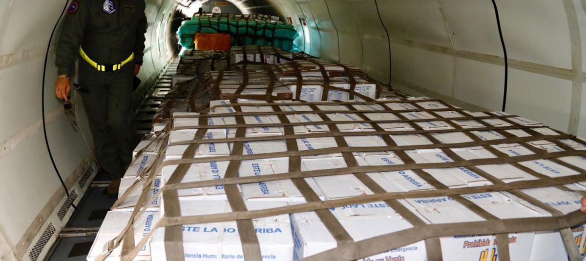 Presidente Gustavo Petro alista envío de paneles solares a Cuba