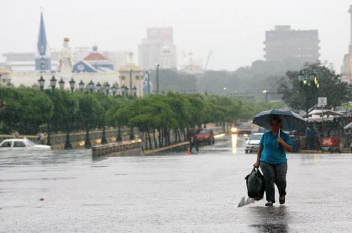 Continúan las lluvias en buena parte del país este jueves